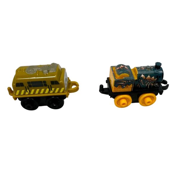 Thomas The Train & Friends Minis Mini Figure Vehicles Christmas Lot of 14 - Picture 8 of 9